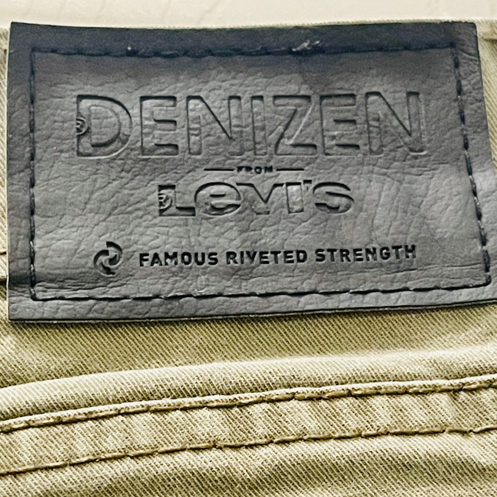 𝅺Vintage Levis 550 Relaxed Fit Made In USA 33X32